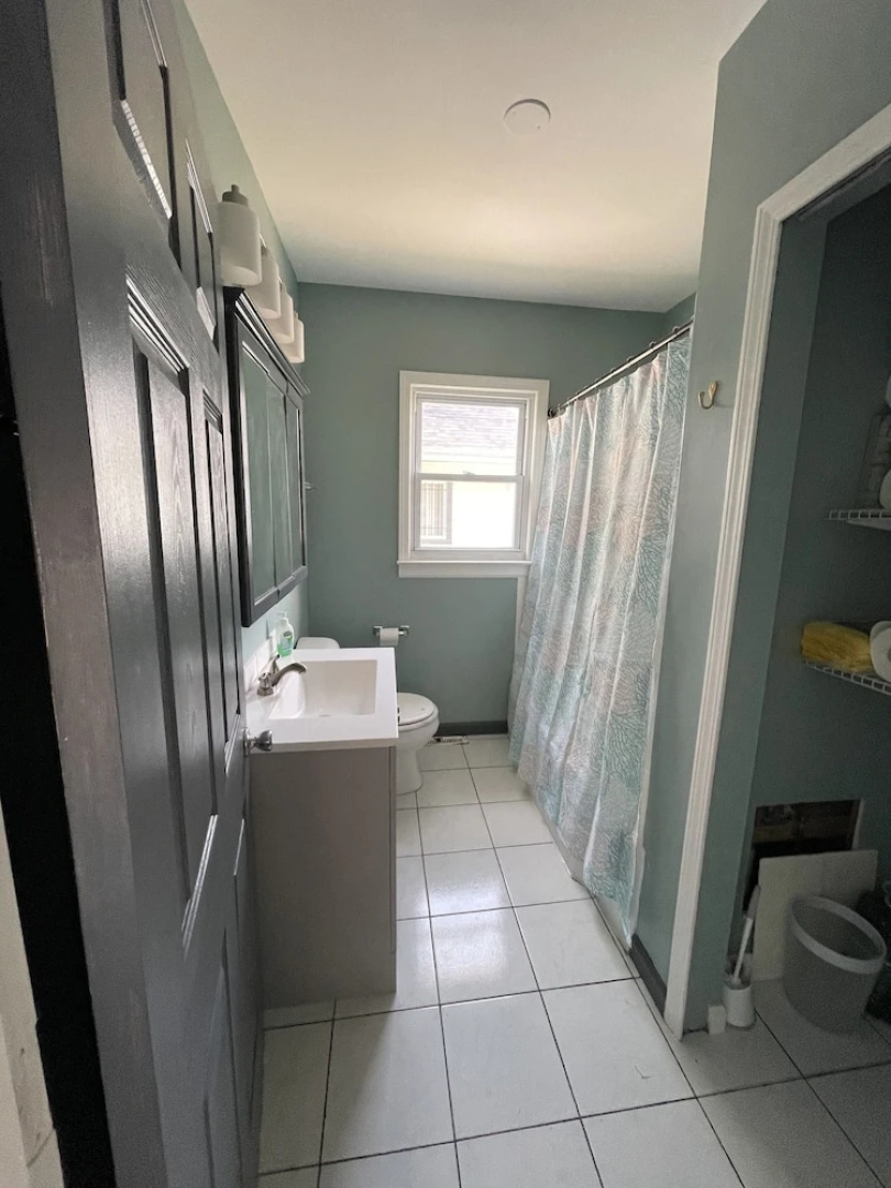 Pontiac House for a short term rent
