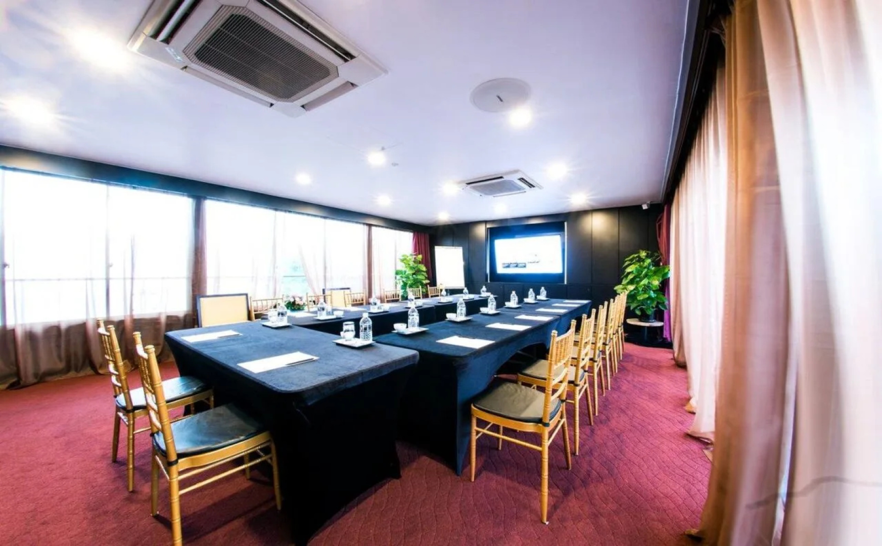 Travelodge Harbourfront Singapore