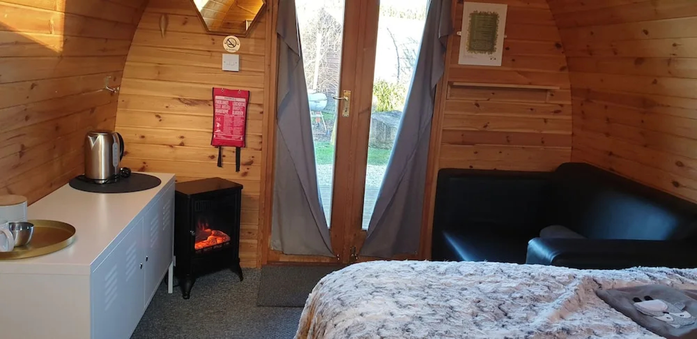 The Little Hide - Adult Only Camping Pods