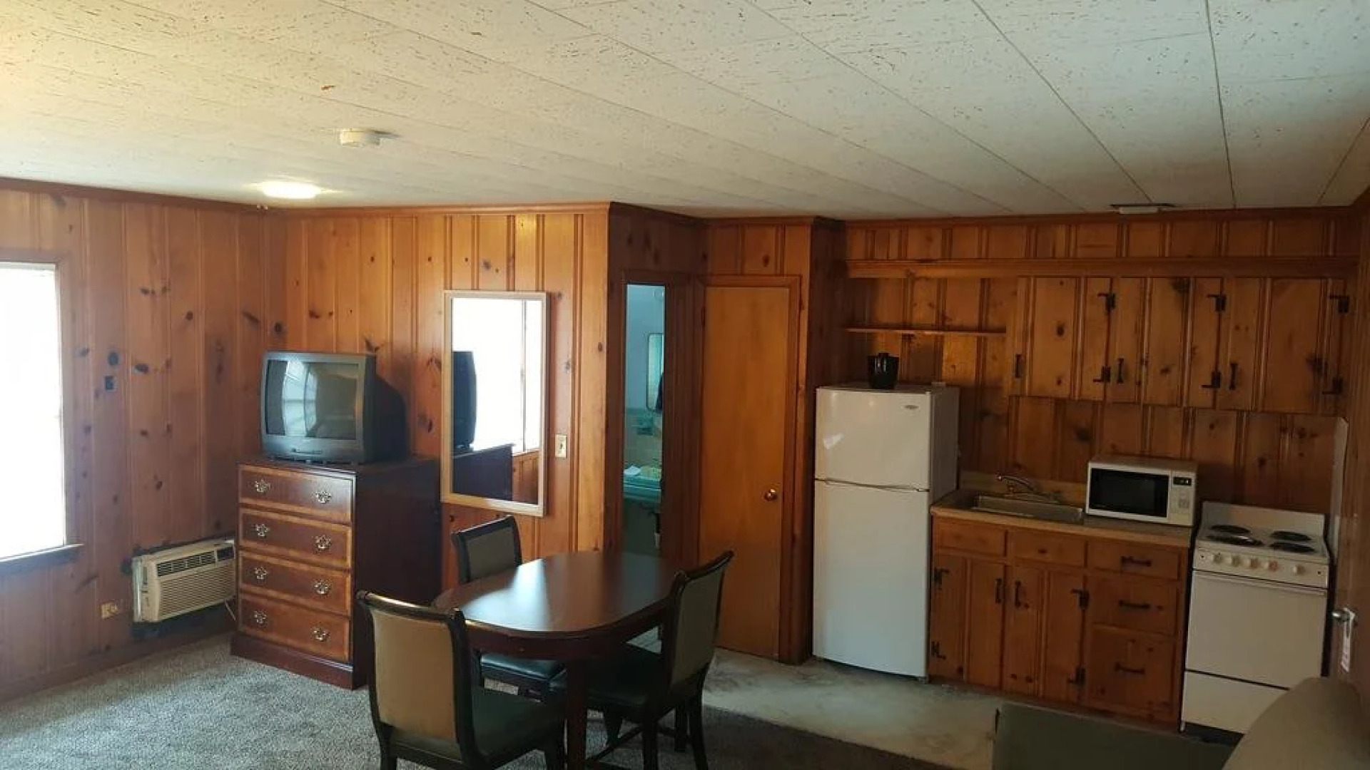 Fenwick Shores, Tapestry Collection by Hilton