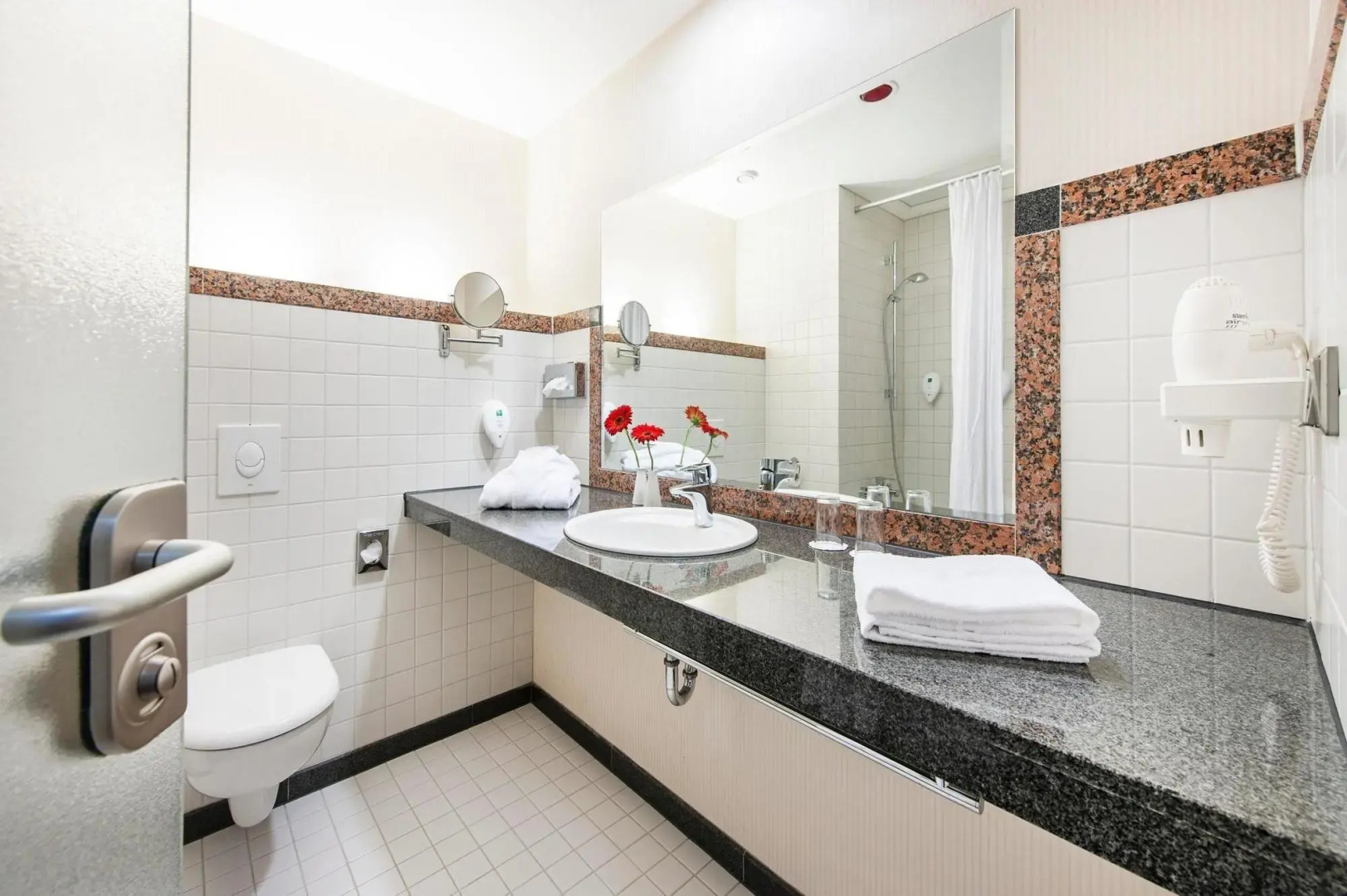 Premier Inn Köln City Mediapark