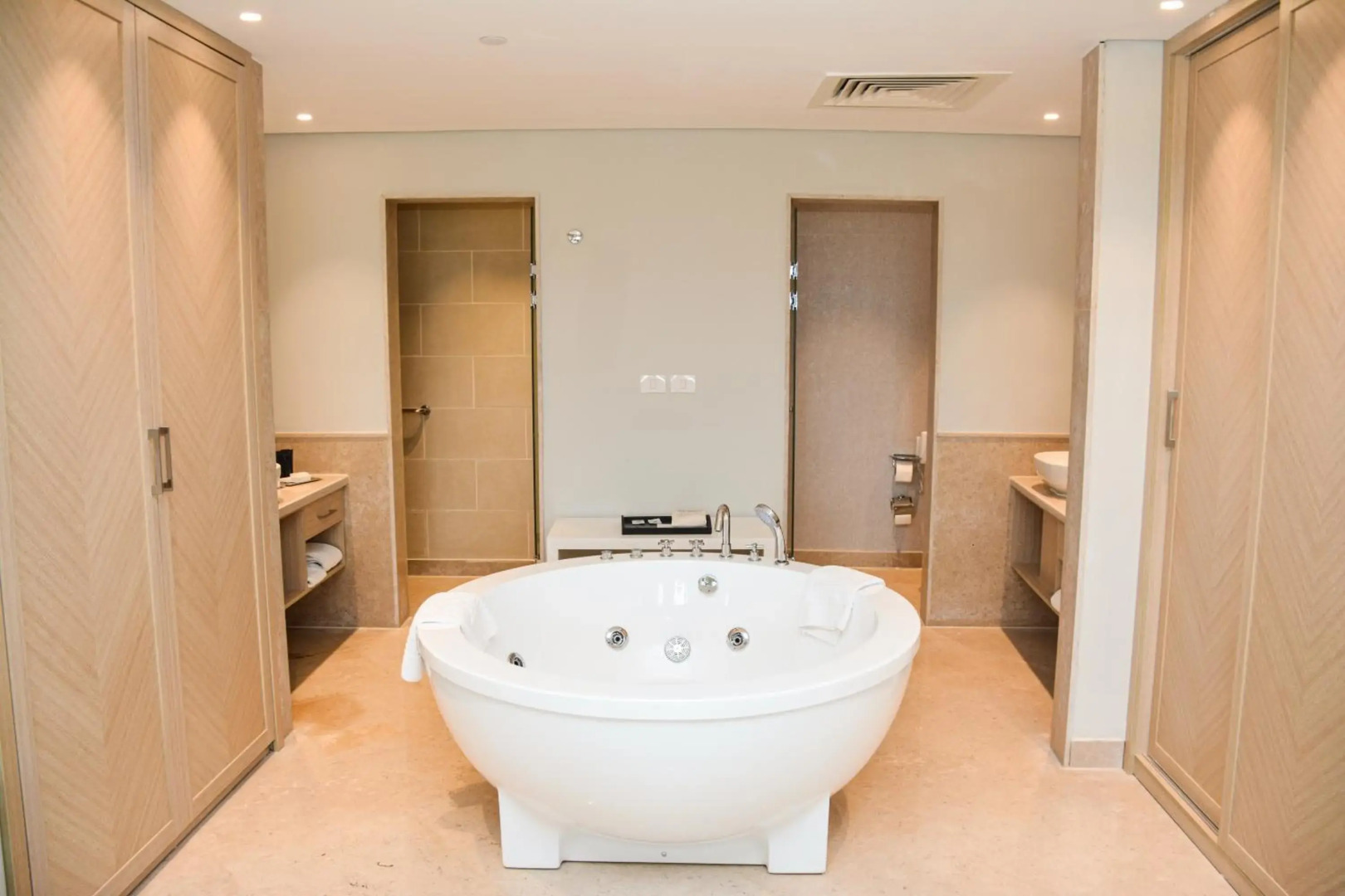 Steigenberger Al Dau Beach	