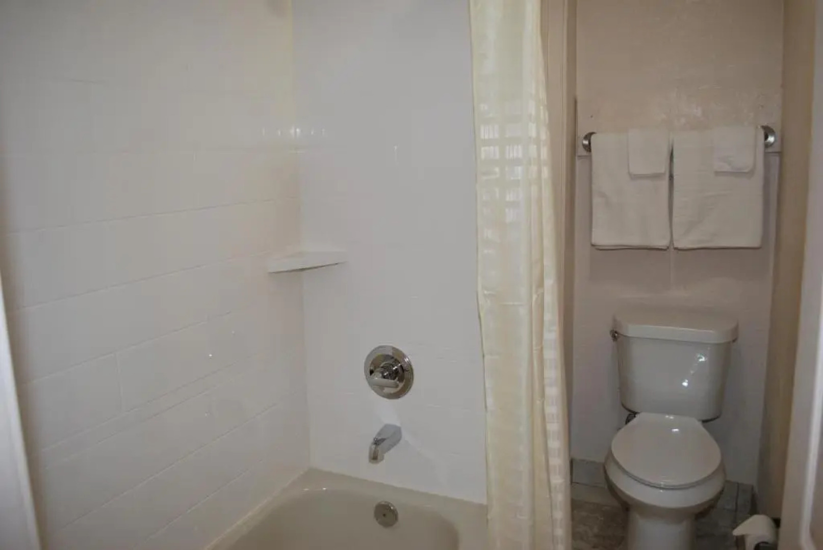 Americas Best Value Inn and Suites DeSoto