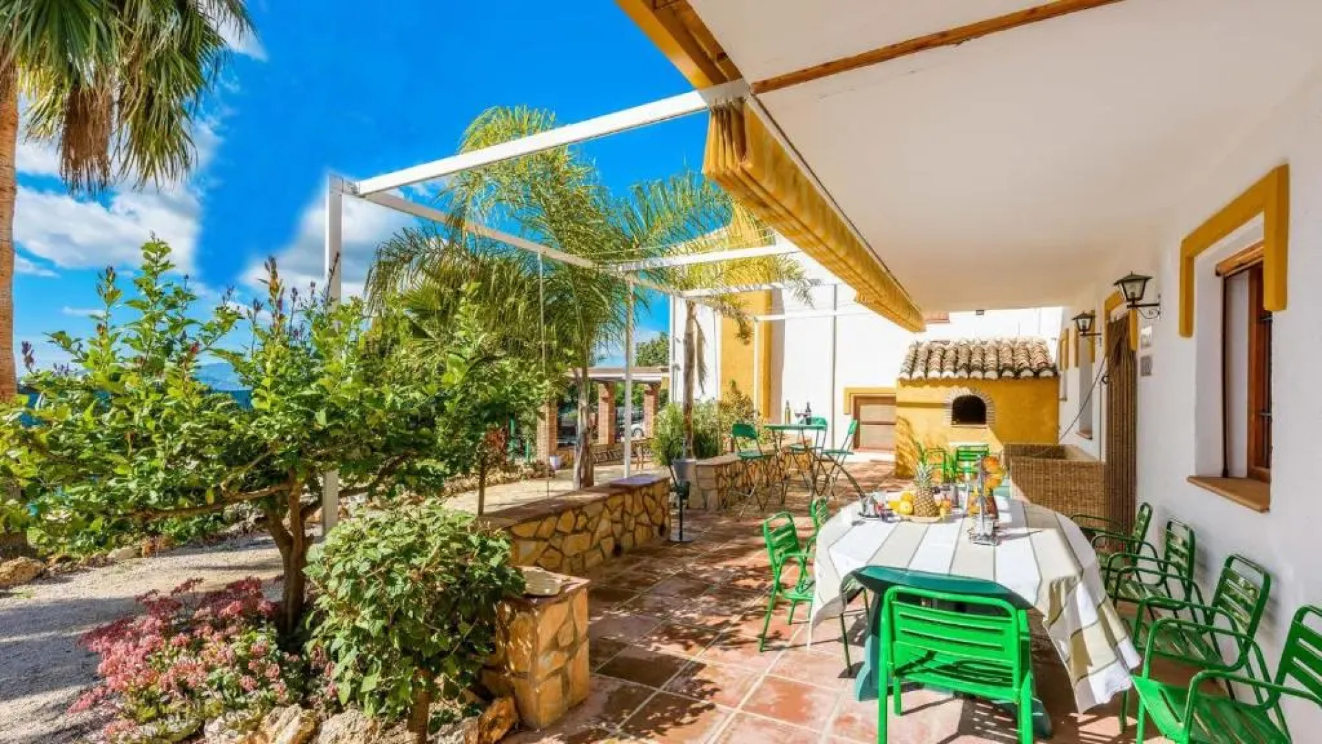 Cortijo Los Tulipanes Periana by Ruralidays