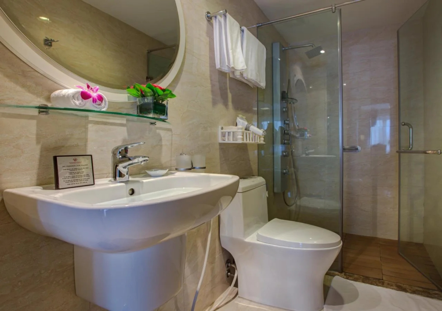 Hanoi Elegance Ruby Hotel