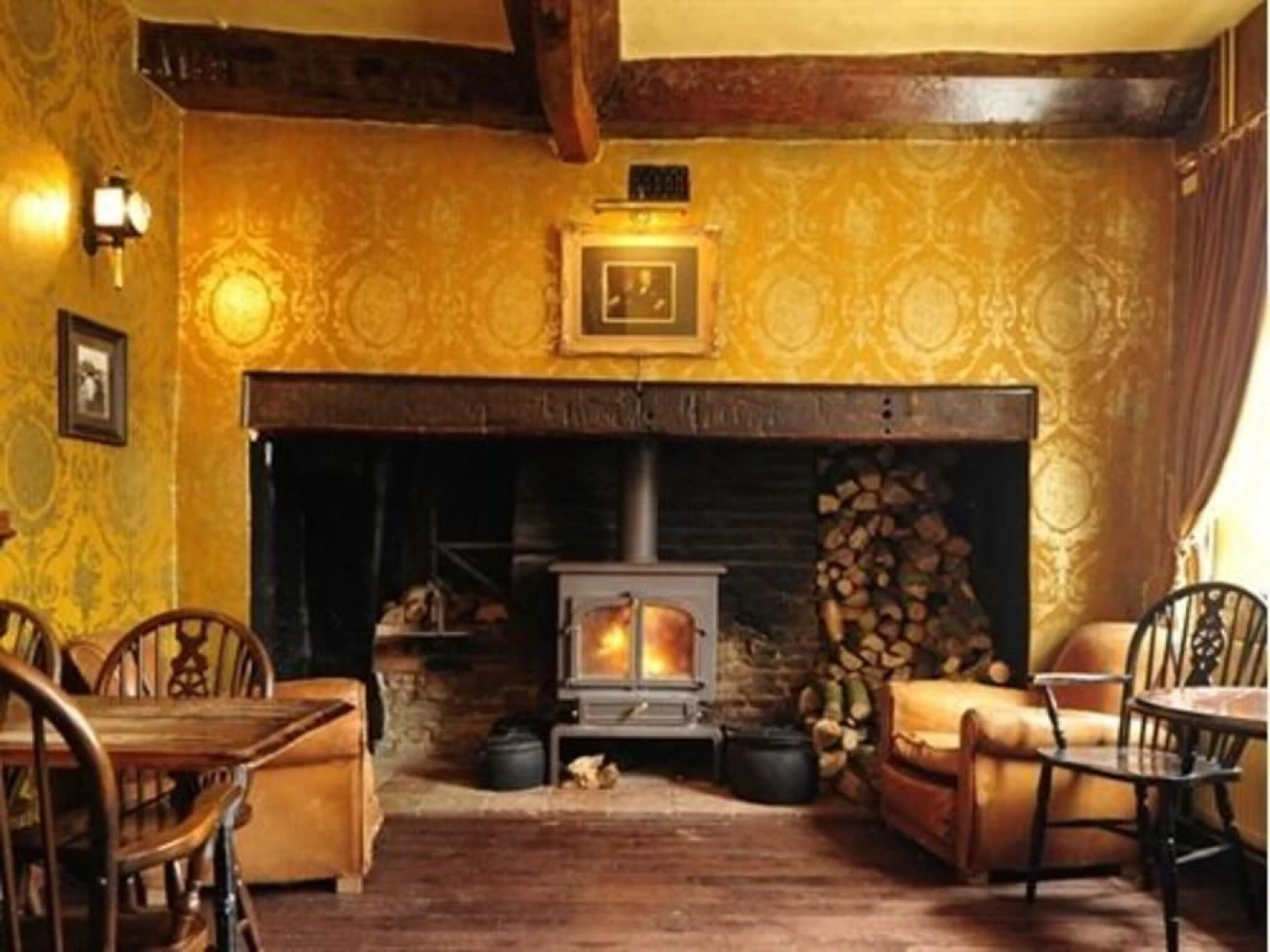 The Ostrich Castle Acre Pub