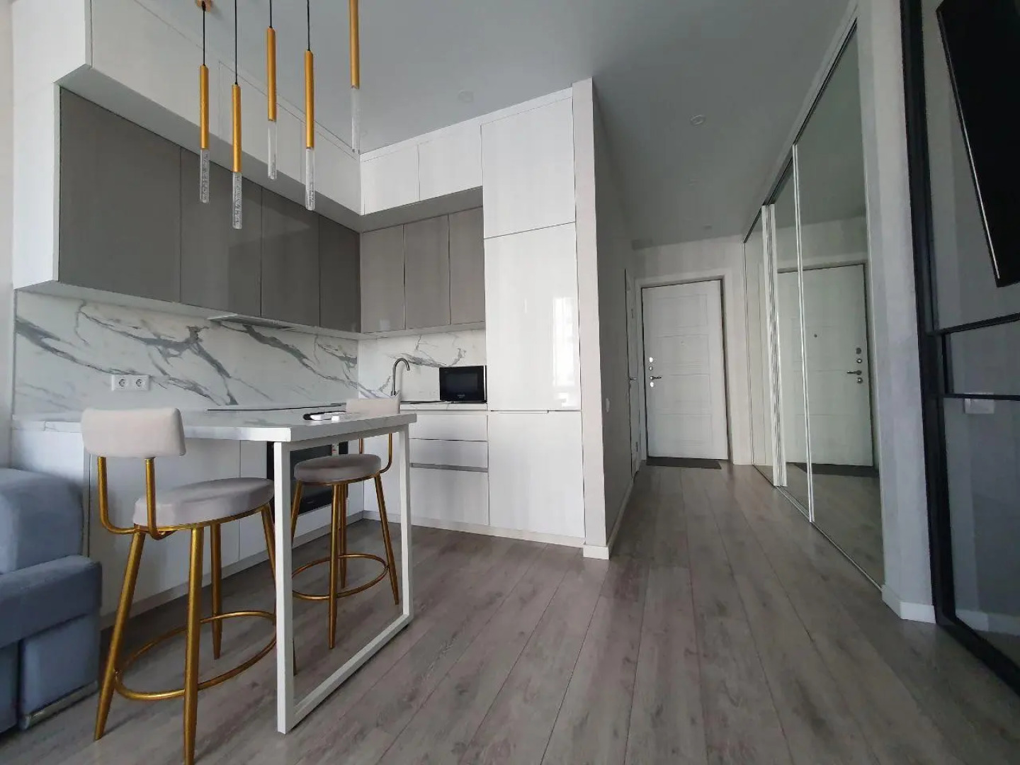 uTrip (юТрип) на улице Алексея Козина