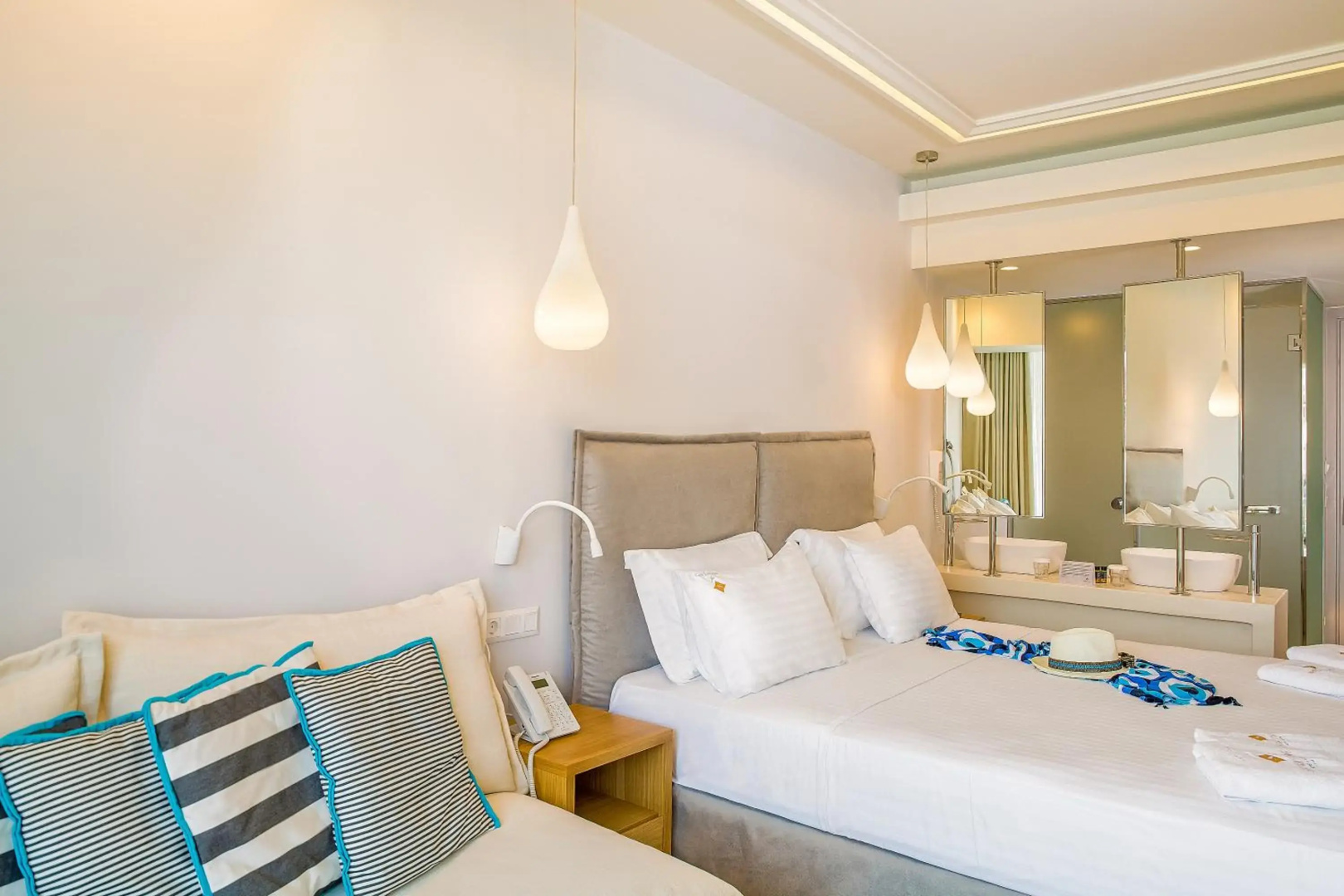 Samian Mare Hotel Suites & Spa
