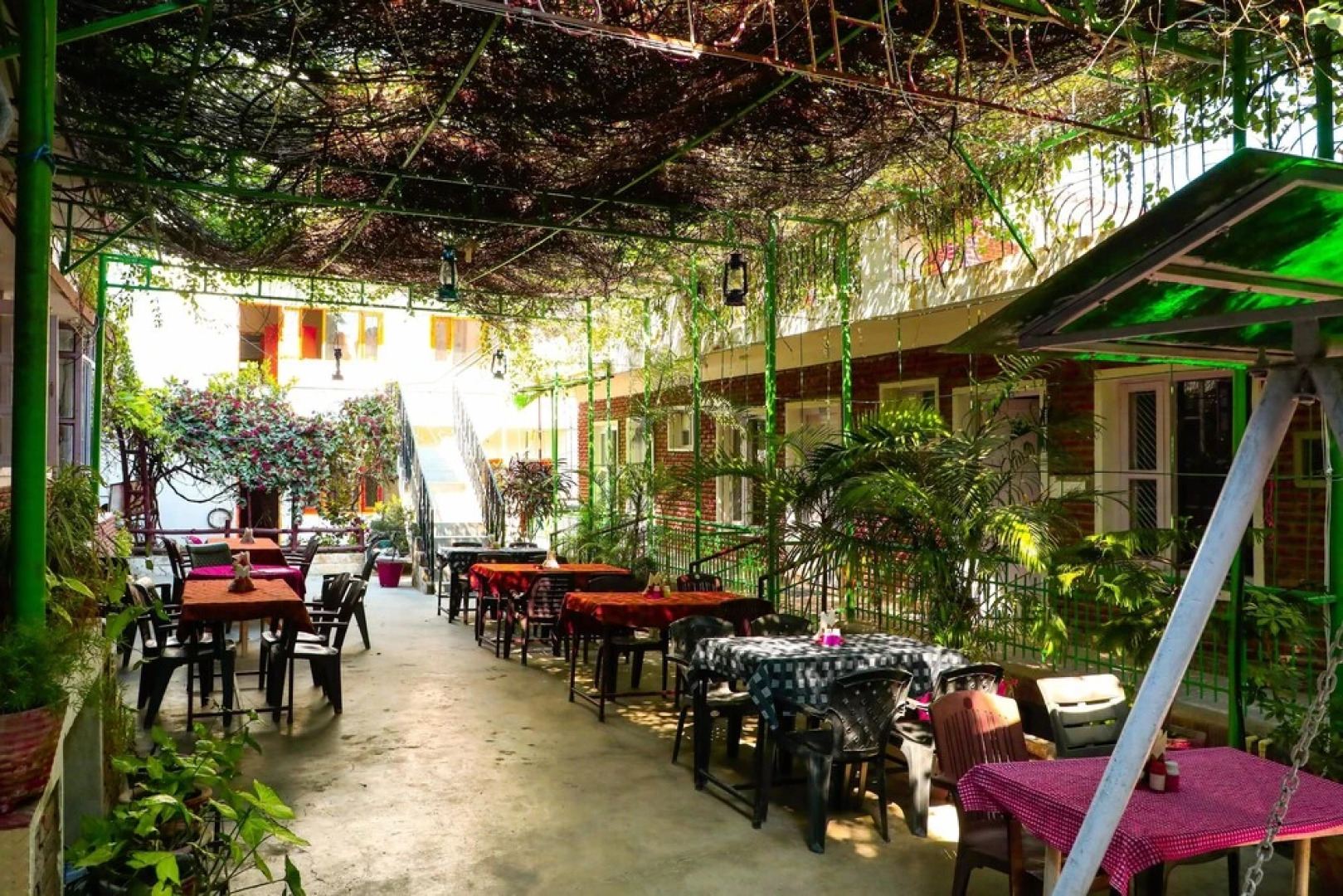 Swiss Cottage and Spa by Salvus