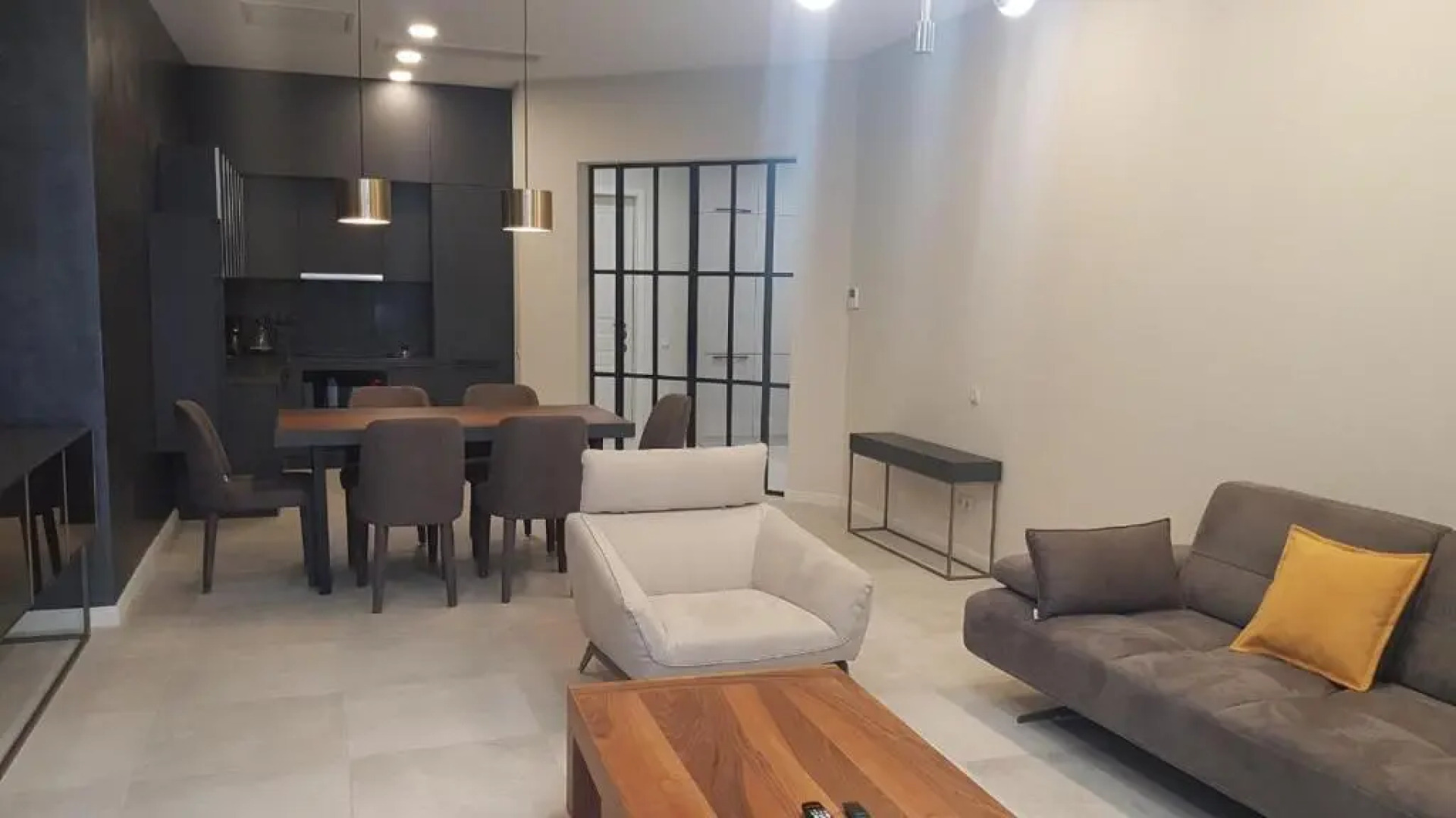 Apartment In King David Residence