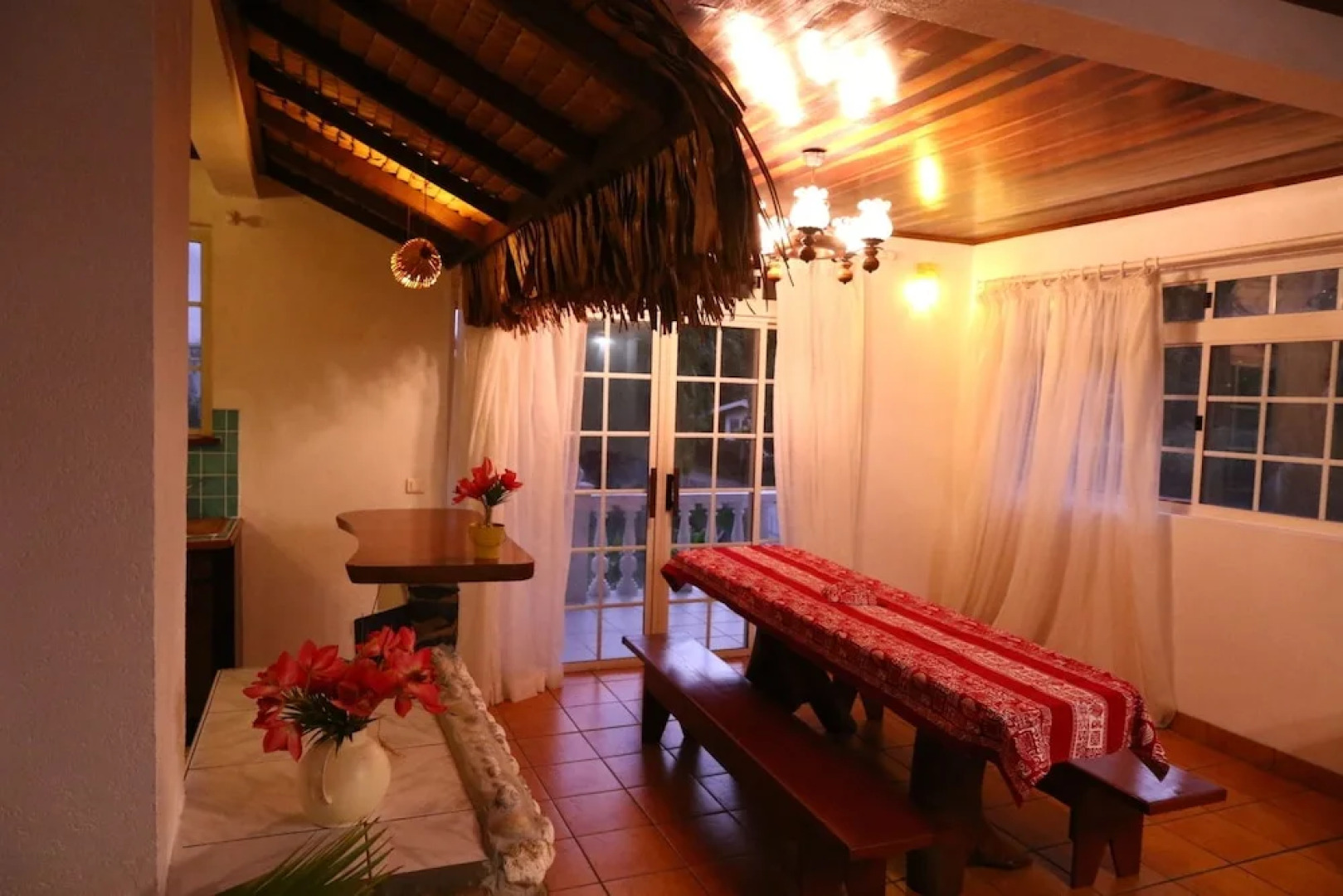 Hana Iti Beach House