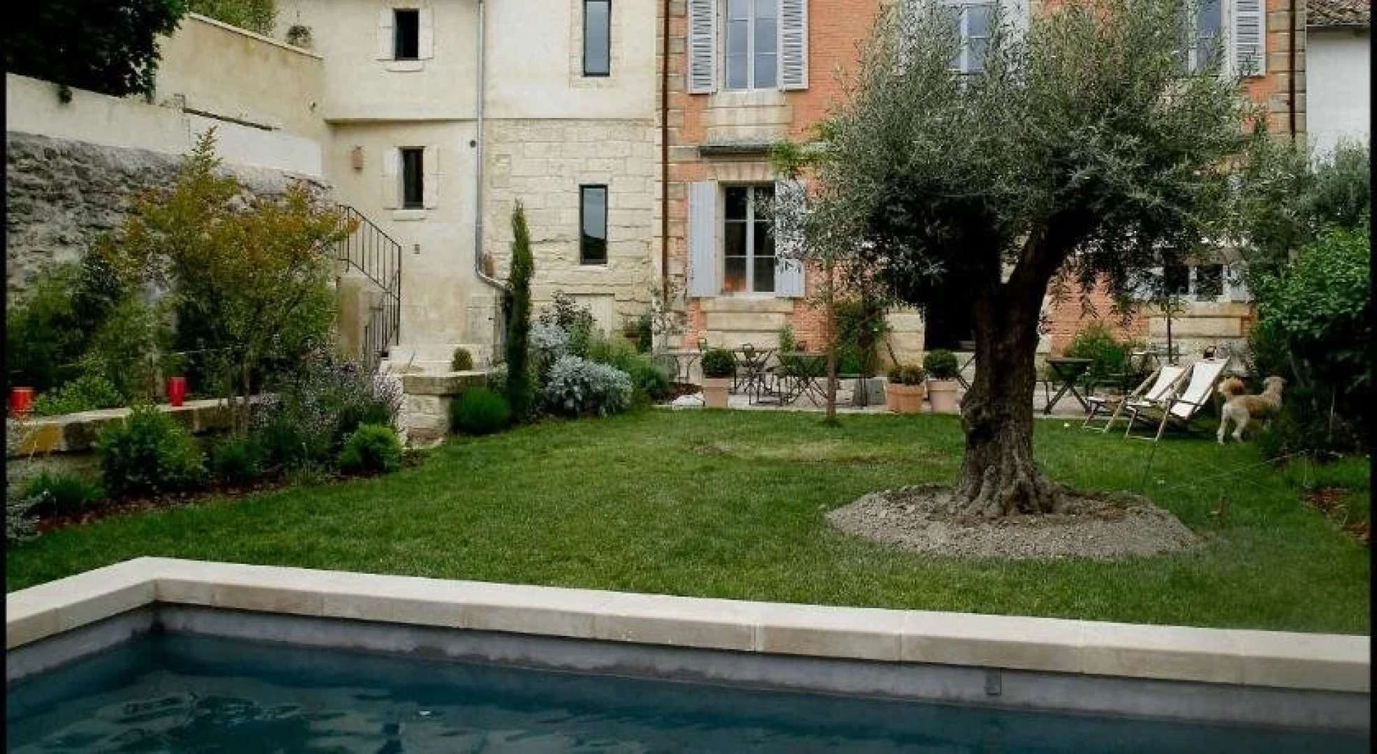 La Maison Rouge D'uzes