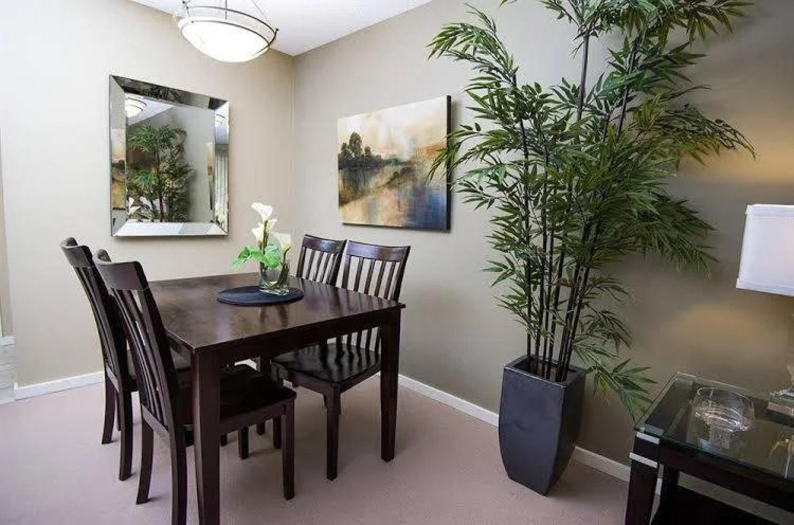 Executive Suites by Roseman