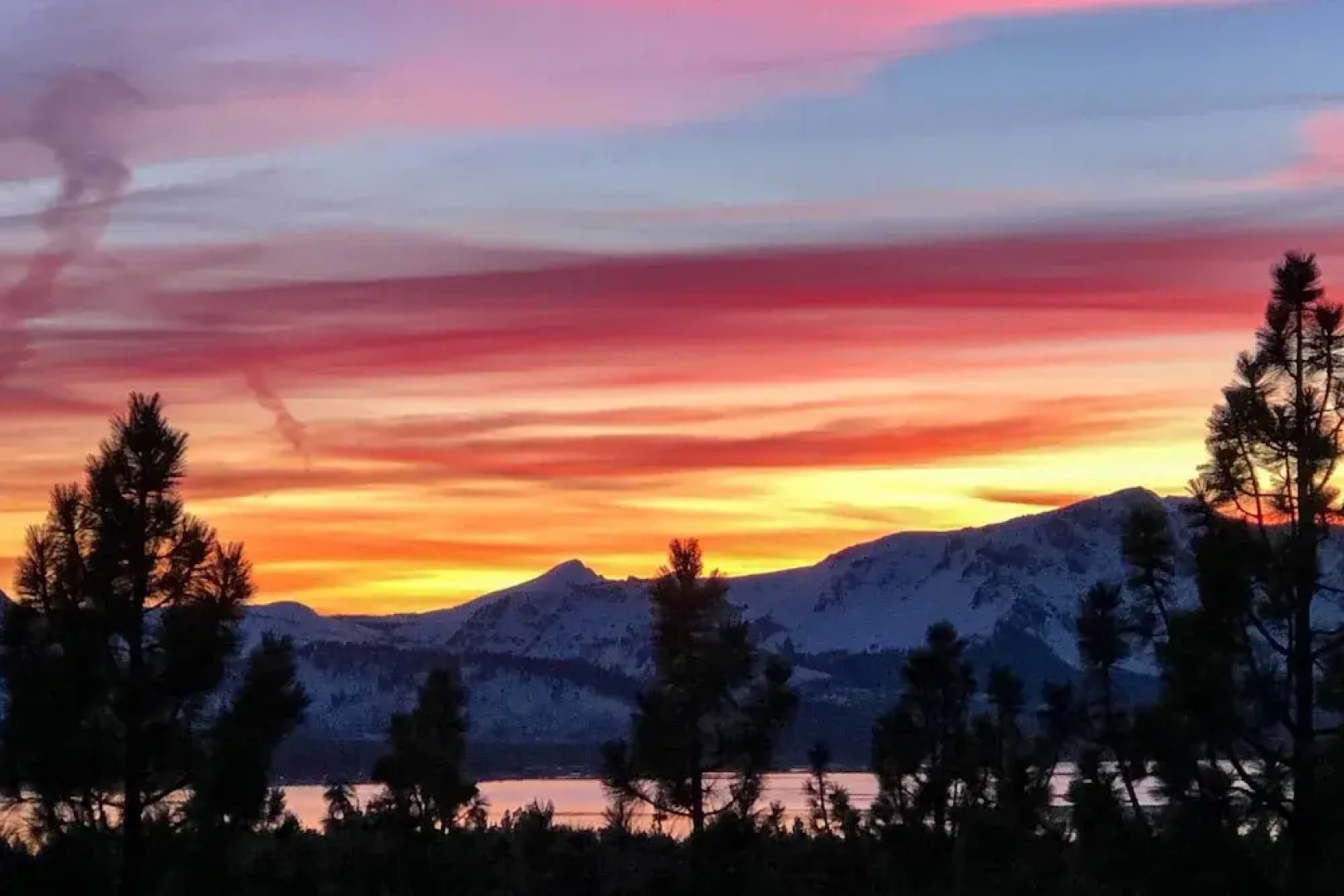 2 Mi to Heavenly Mountain: Tahoe Retreat w/ Views