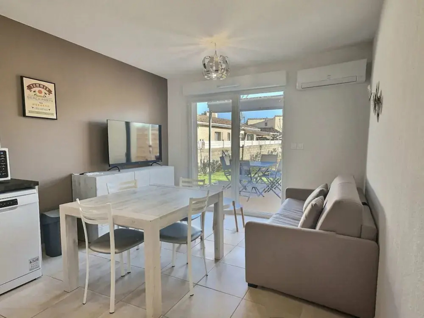 Maisonette With Terrace/garden in Valras-plage