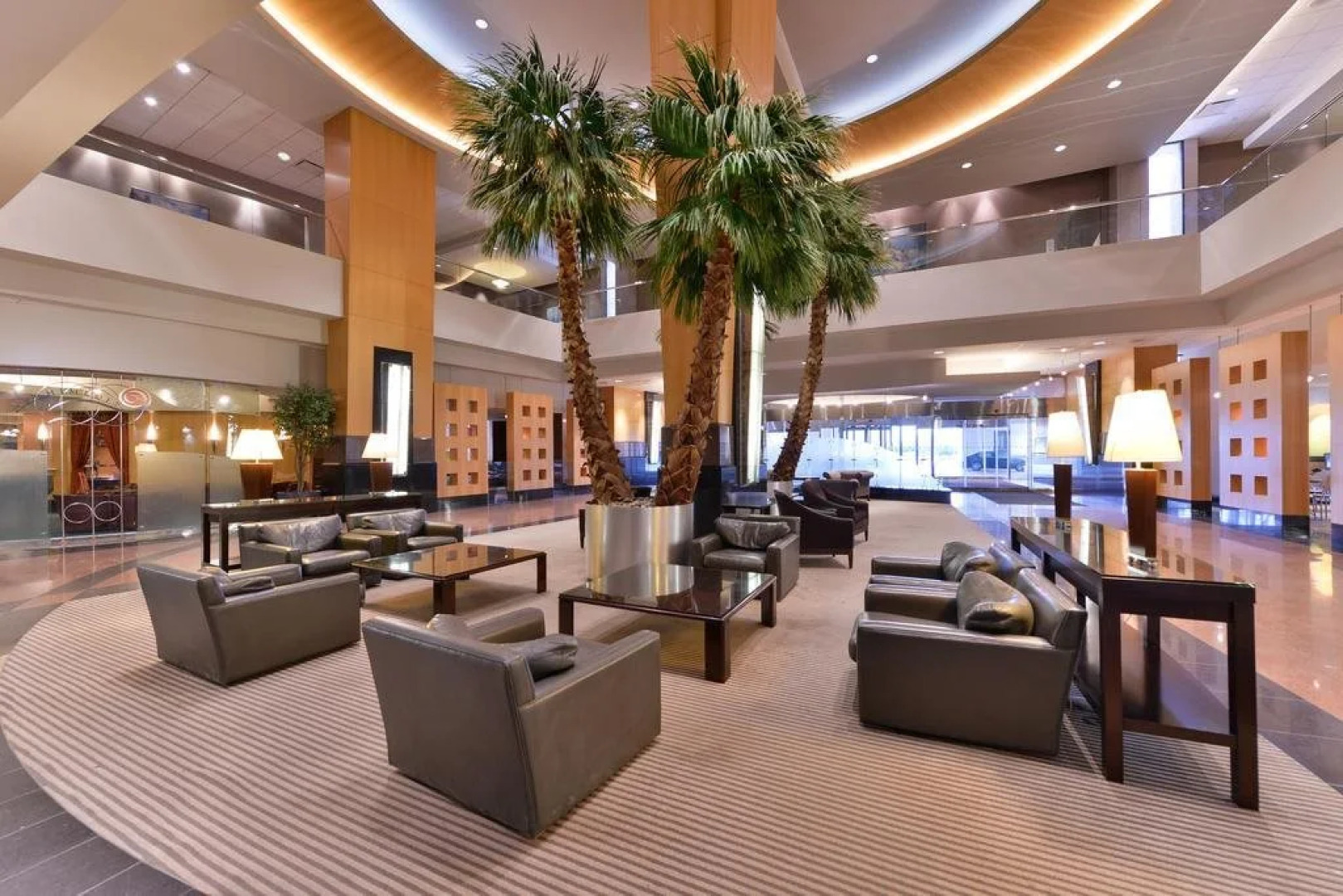 Edward Hotel & Convention Center