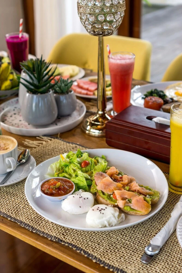 Splendid Beachfront 2 Br Villa in Seminyak