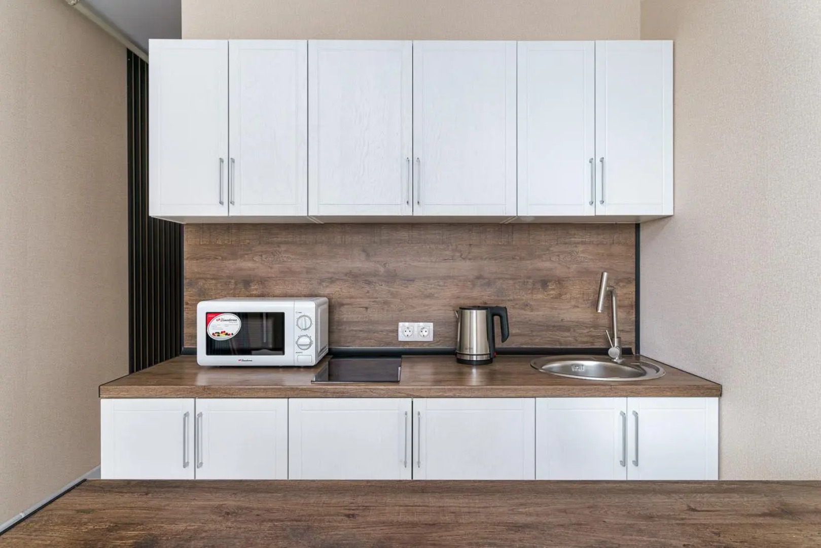 BestFlat24 (БэстФлэт24) на улице Колпакова 44