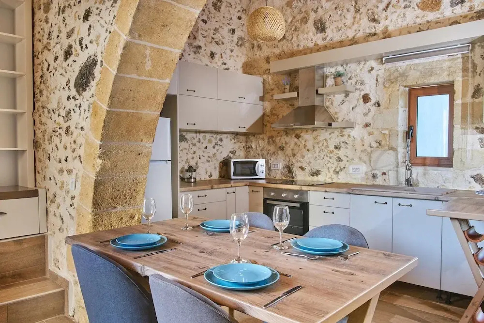 Achilleas Apartments