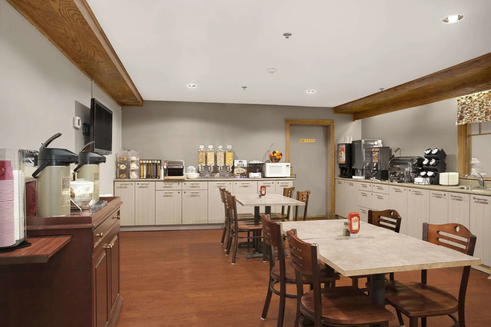 Travelodge Suites by Wyndham Saint John