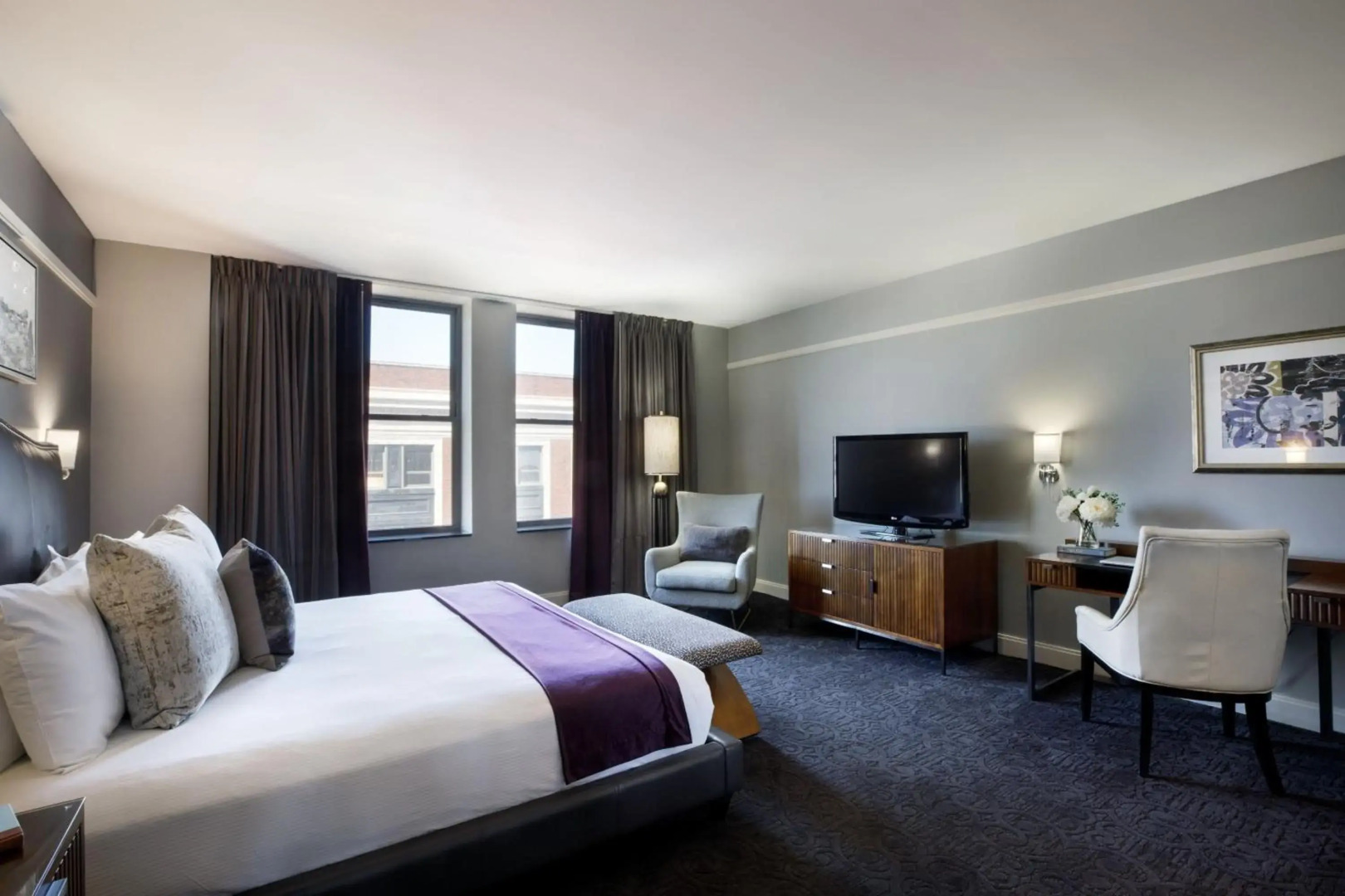 Ambassador Hotel Wichita, Autograph Collection