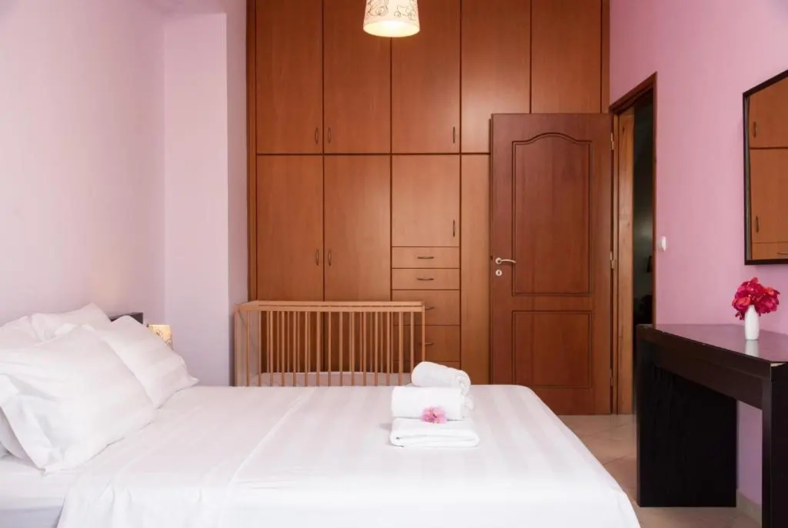 Aria apts 100 m from the beach by MediterraneanVillas