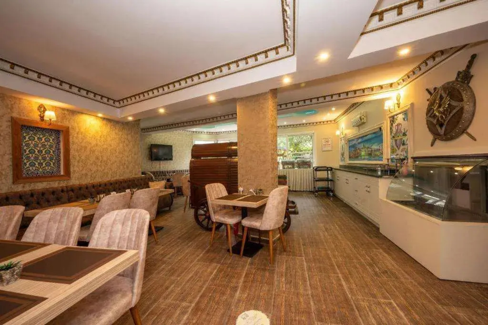 Villa Paradiso & Spa Hotel