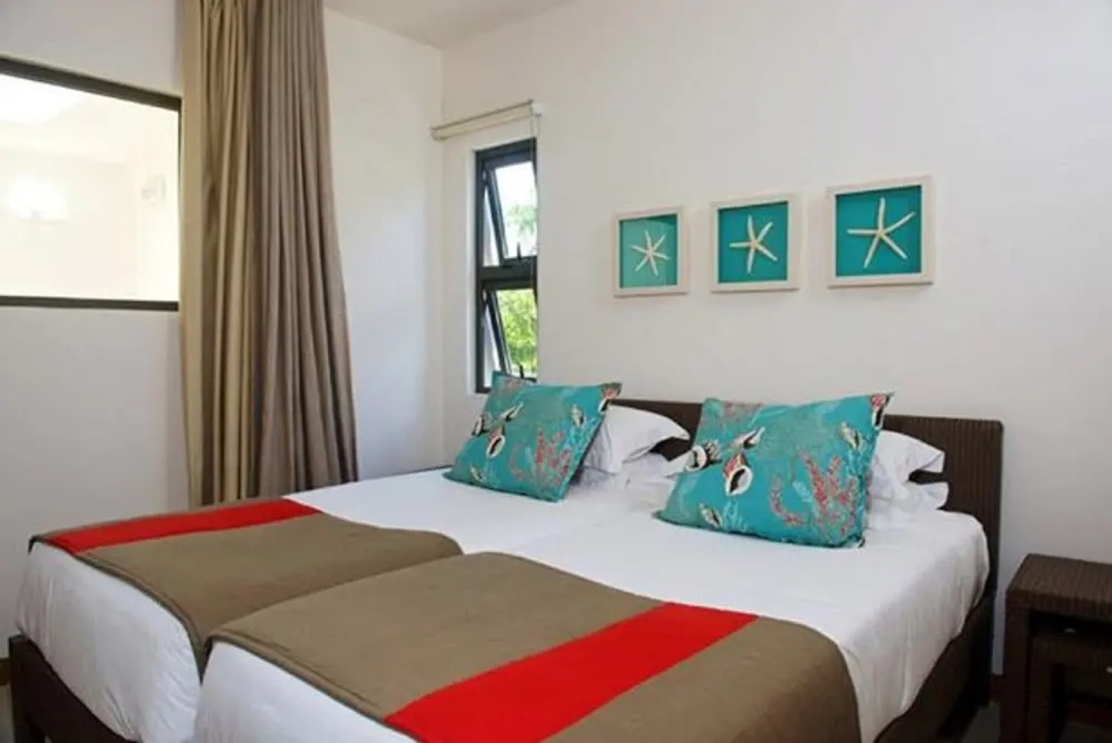 Coral Bay by Dream Escapes