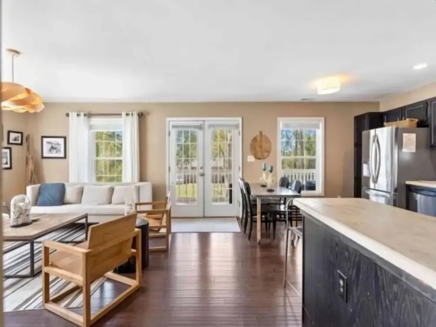 Bikinis / Martinis - The Perfect Spot For Fun Days In The Sun And Salt Air - Be Sure To Check Out Our Beautiful Bike/walking Path 3 Bedroom Townhouse by Redawning