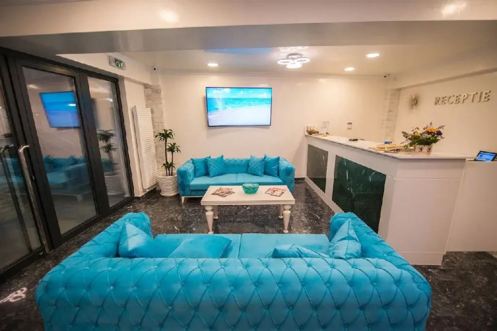 Hotel Meduza Estival