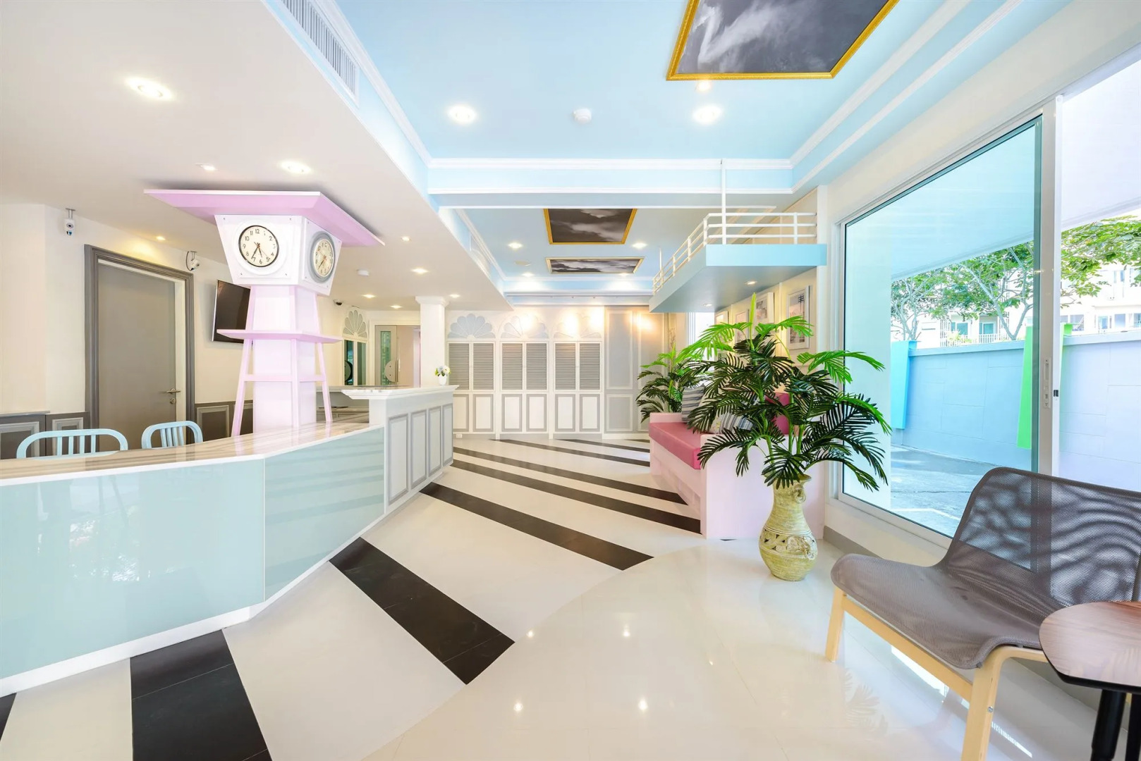 The Tint at Phuket town