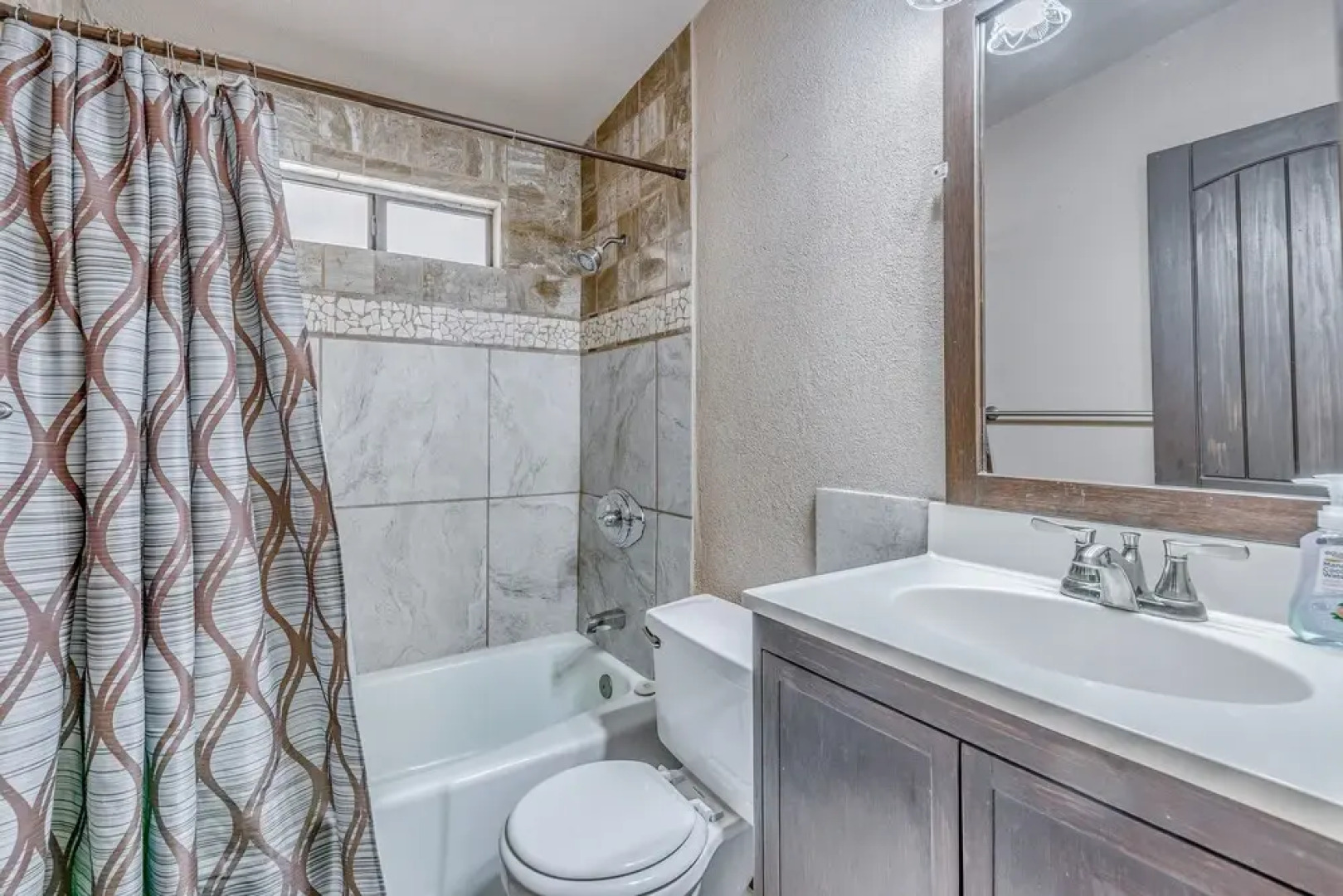 Pet-friendly Alamogordo Home 16 Mi to White Sands!