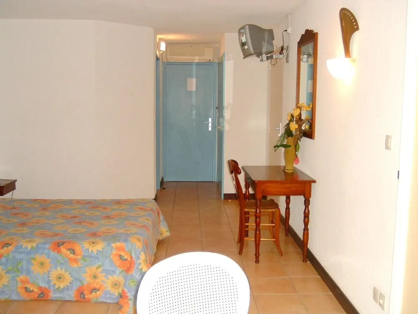 Studio in Sainte-anne, With Furnished Garden and Wifi - 100 m From the