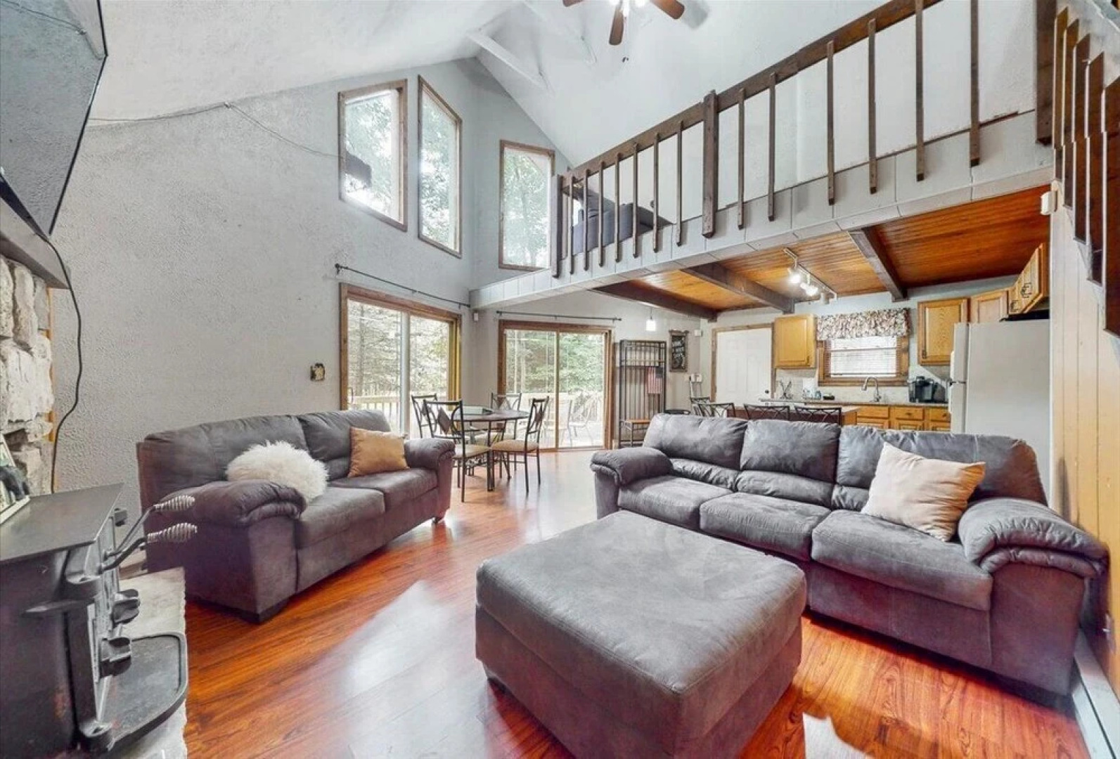 NEW Poconos Retreat near Snow Sports