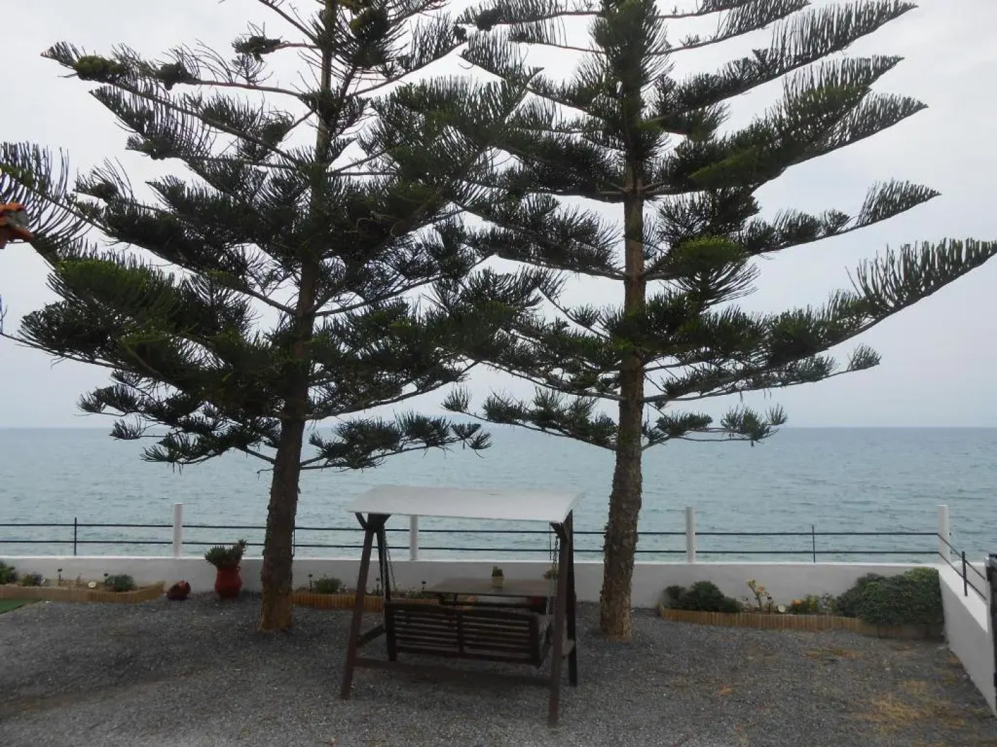 Frosso's Sea Apartments