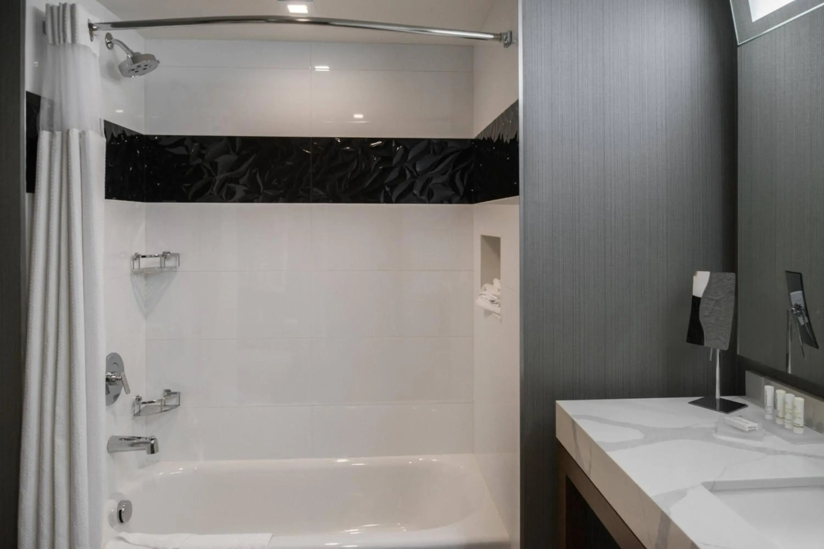 Courtyard by Marriott Temecula Murrieta