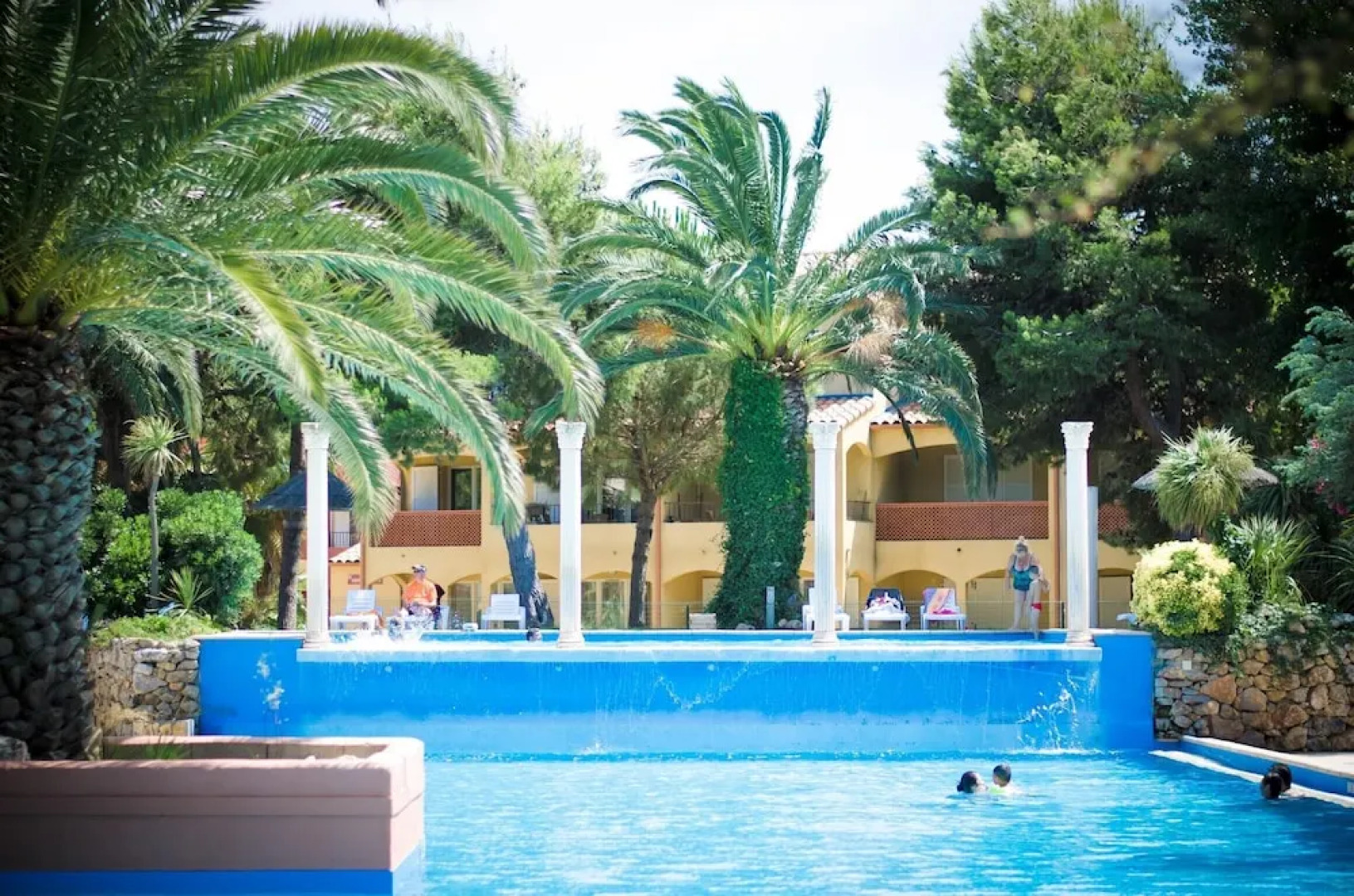 Apartment With one Bedroom in Canet-en-roussillon, With Pool Access an