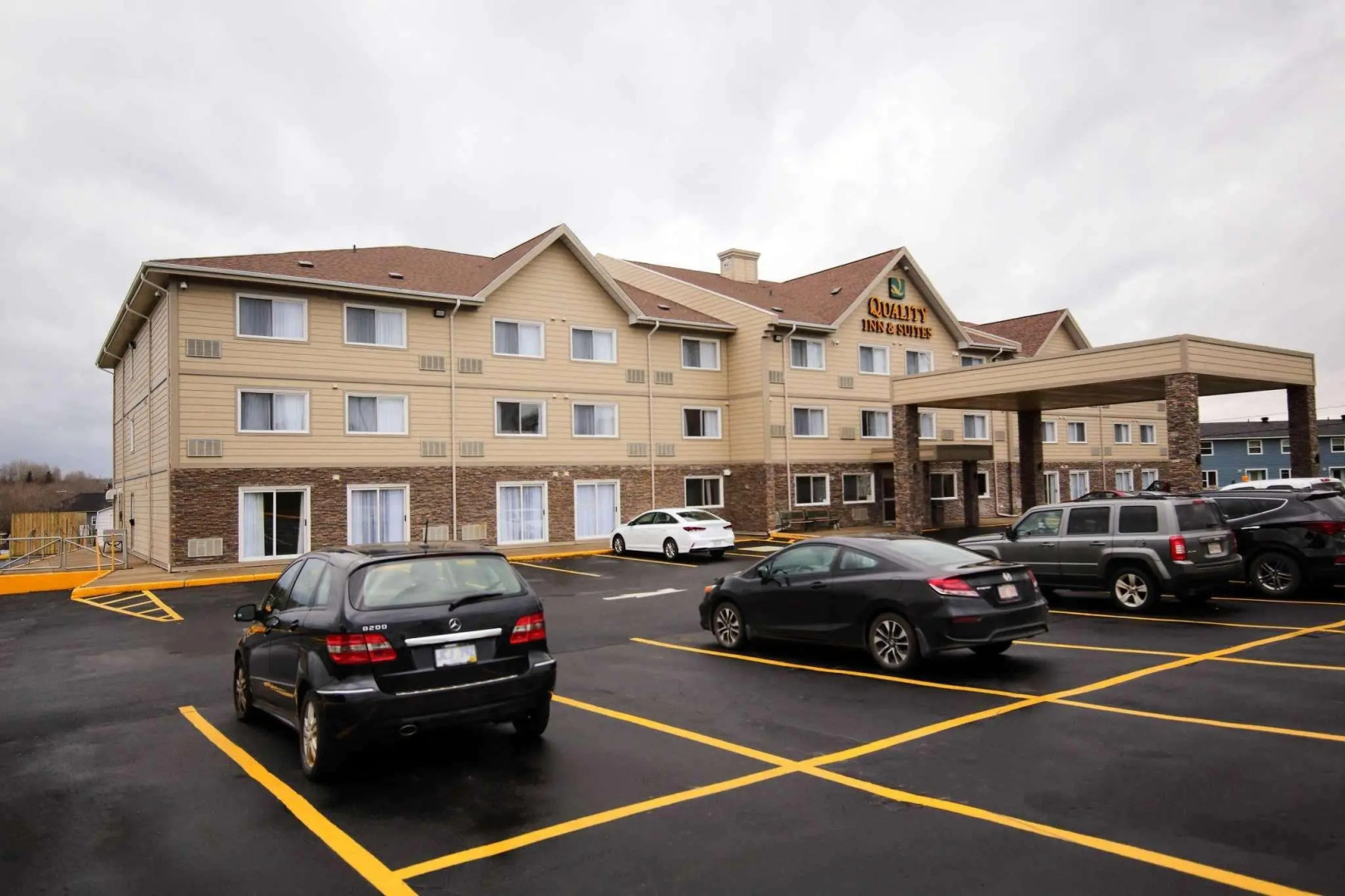 Quality Inn & Suites Bathurst