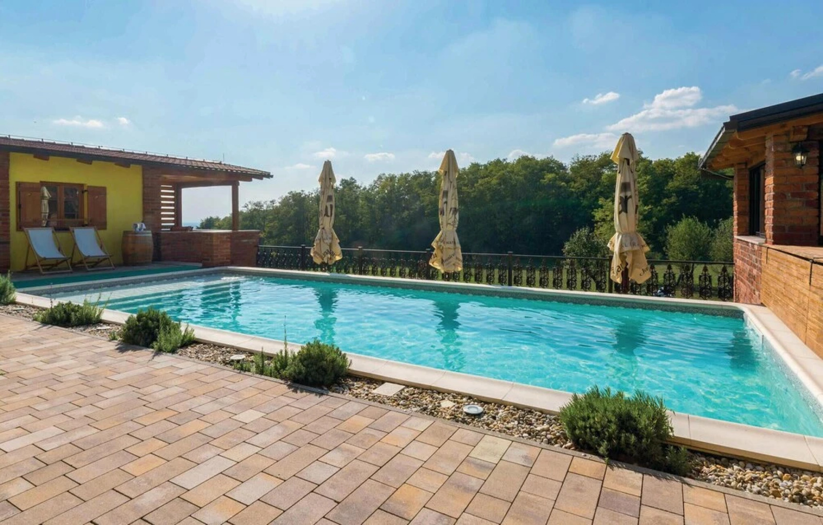 Stunning Home in Repusnica With 5 Bedrooms, Wifi and Outdoor Swimming Pool