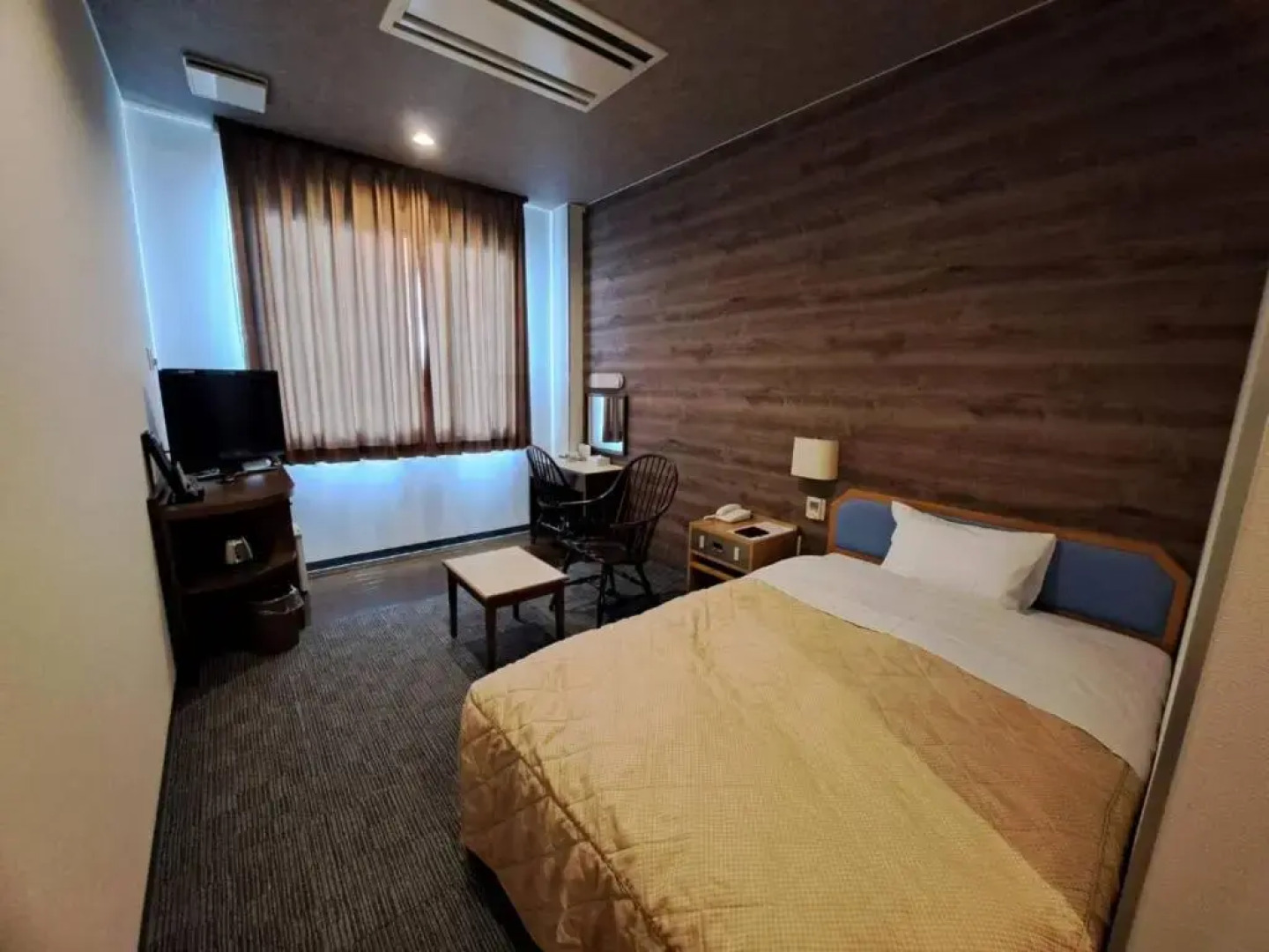 Business Hotel Kawakami Kumano