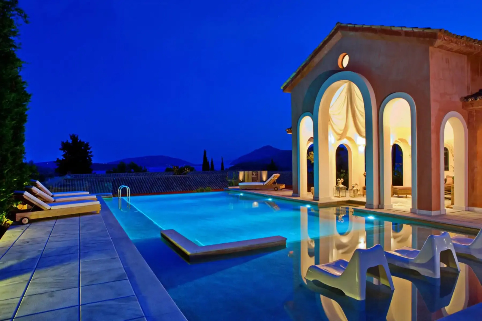 Villa Veneziano – Suites & Villa.