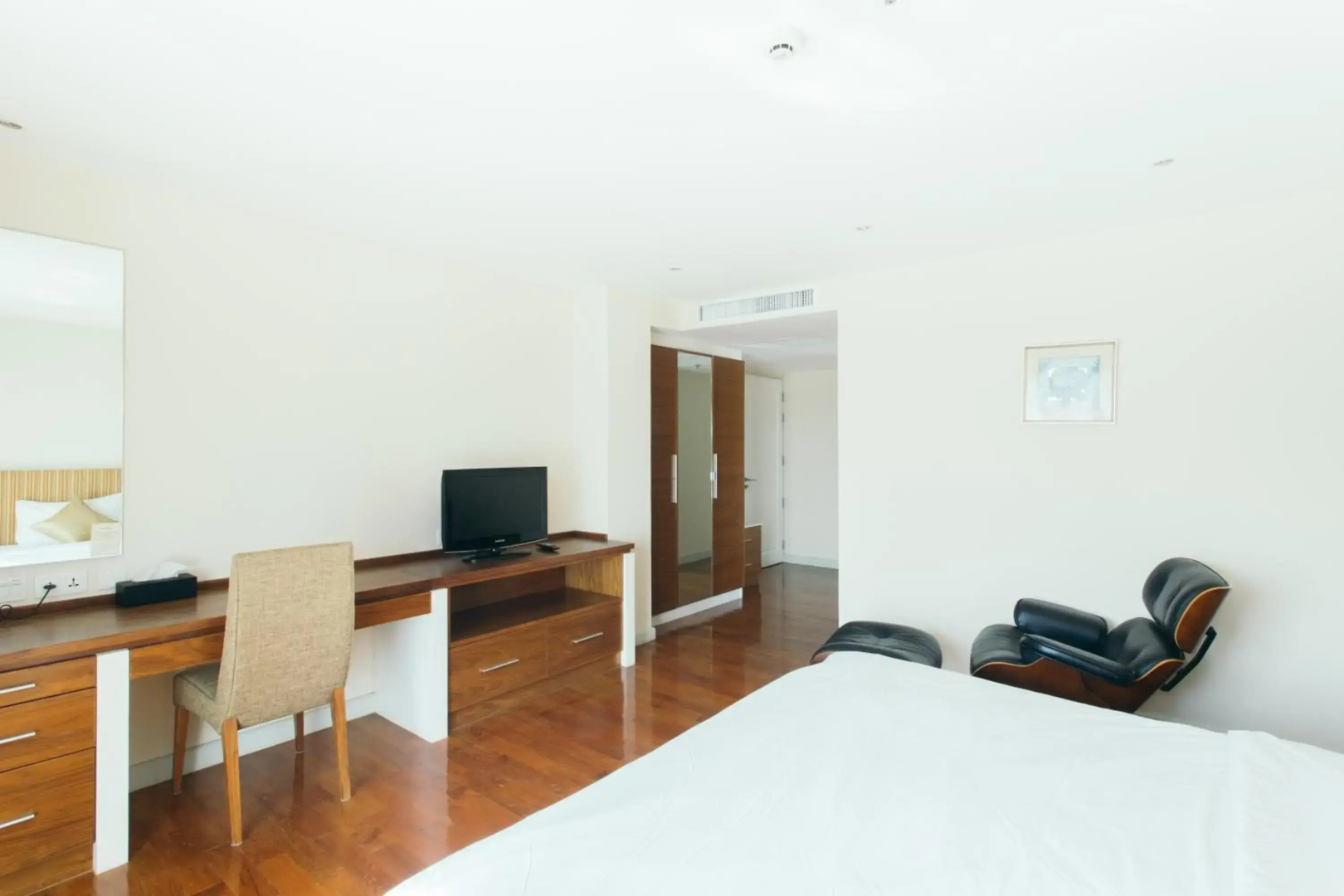 Thomson Residence Hotel