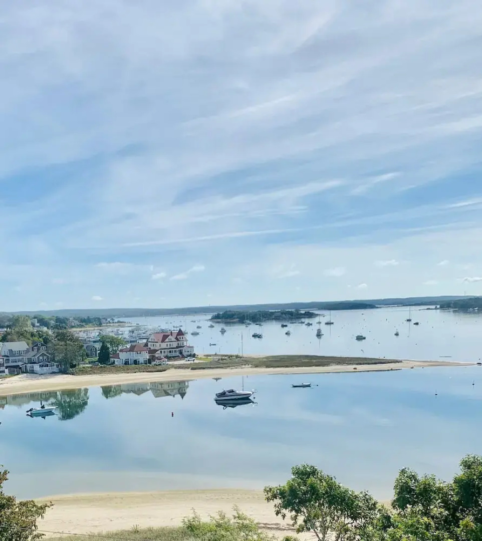 The Glen Cove Hotel & Restaurant