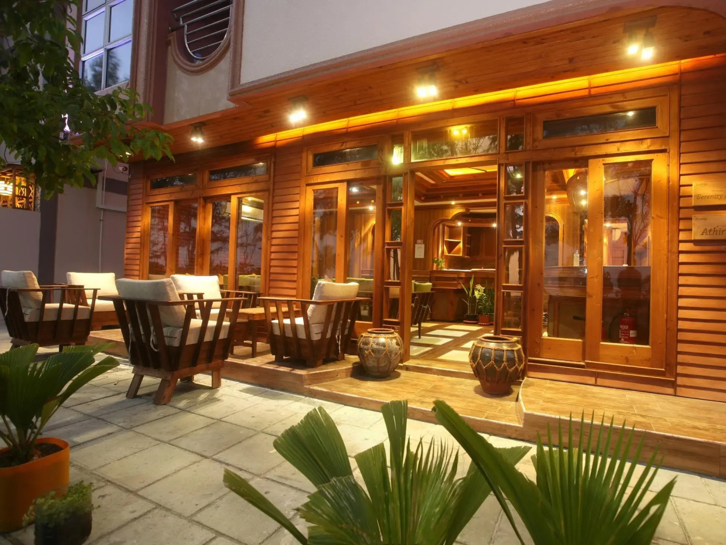 Eureka Serenity Athiri Inn