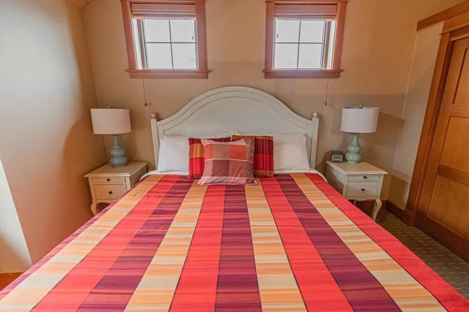 Lodges at Cannon Beach B2