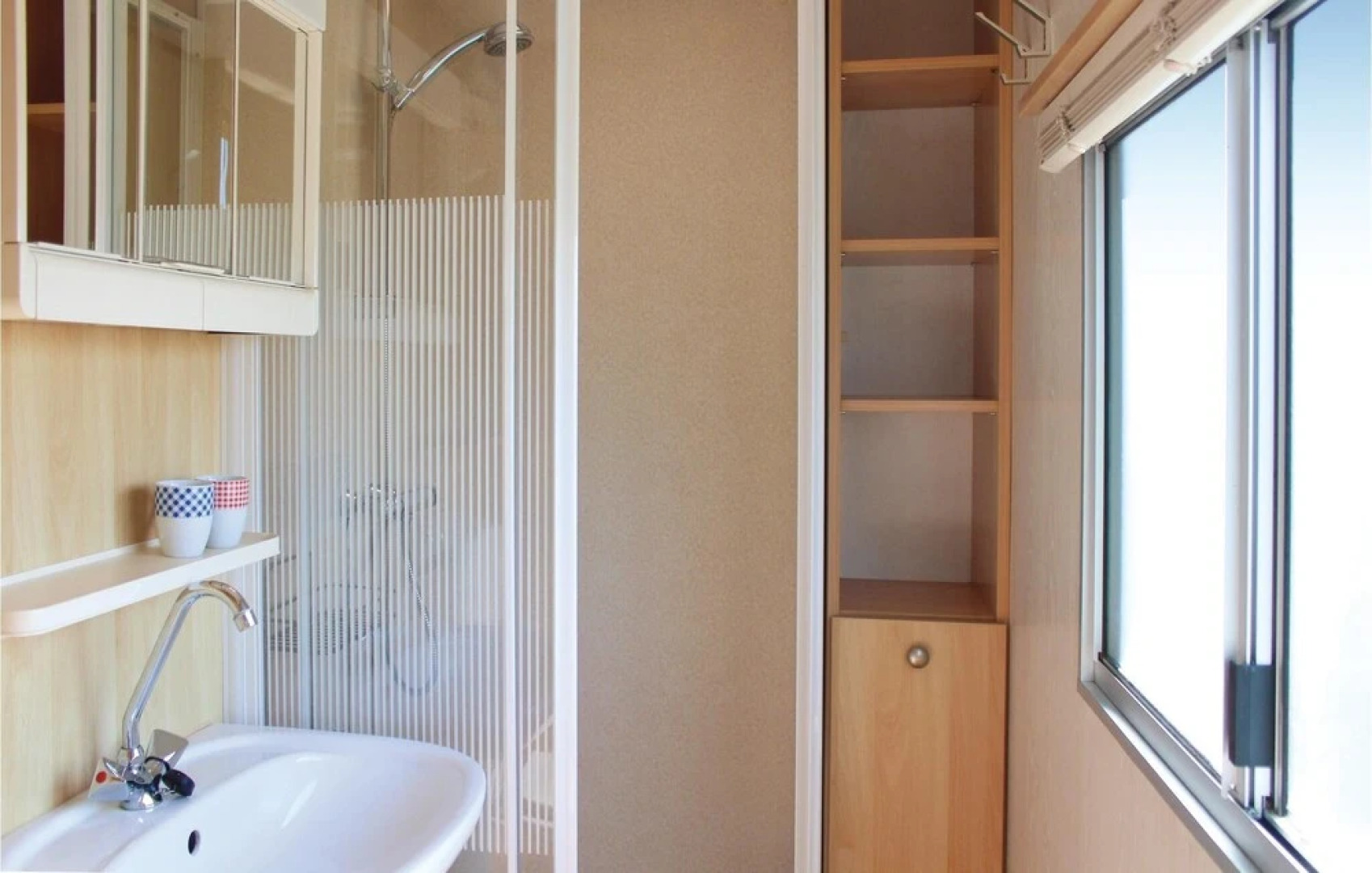 Nice Home in Renesse With 2 Bedrooms, Wifi and Indoor Swimming Pool