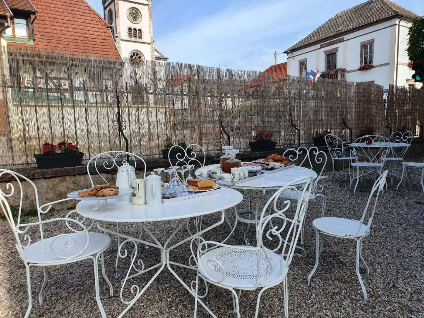 Sojolidays - Appartements d'hôtes & Brocante