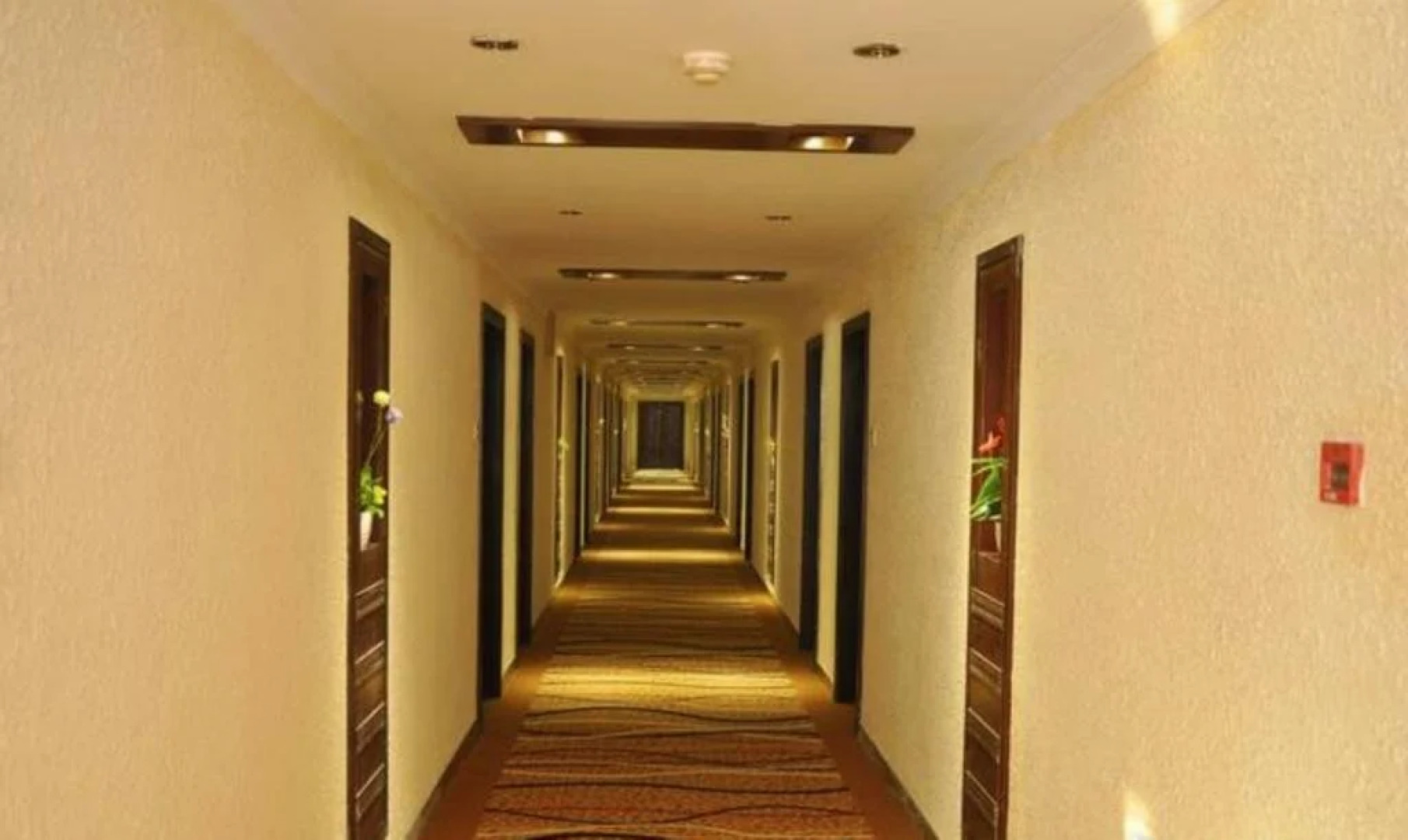 Guilin Lipu Fengyu Yanshan Resort