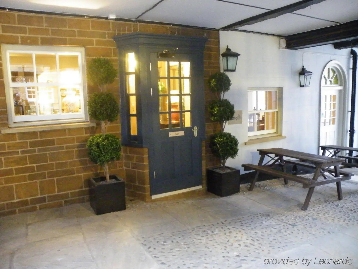 Saracens Head Towcester by Greene King Inns