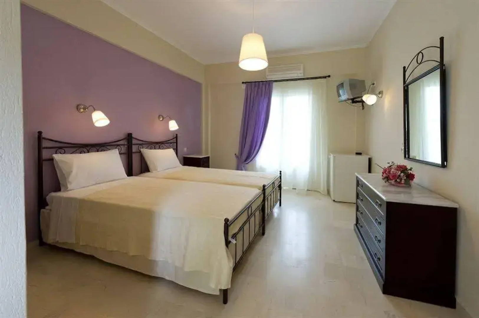 Vassilis Guest House